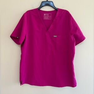 FIGS Catarina One-Pocket Scrub Top in Limited Raspberry Sorbet, size XL